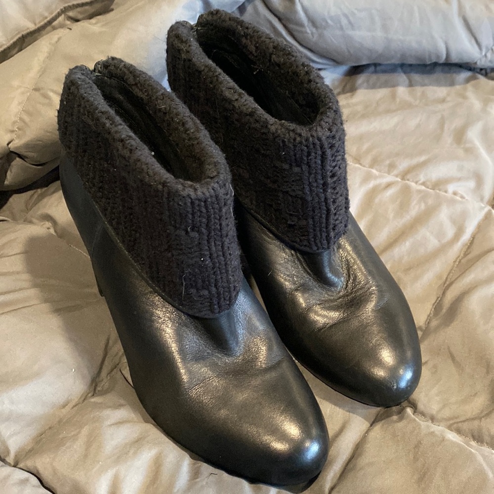 UGG short boots